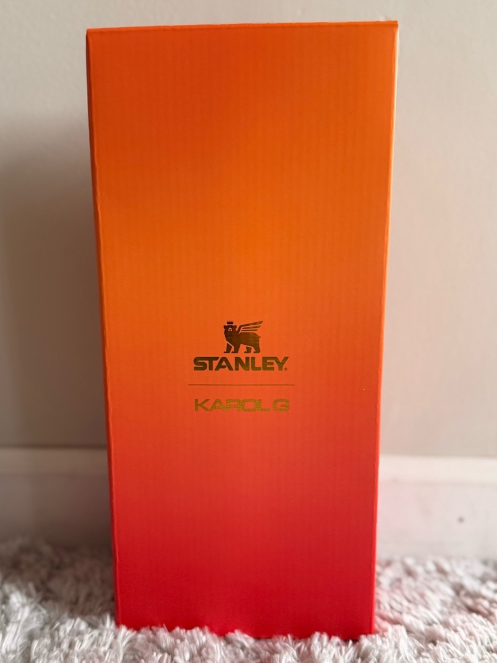 *BRAND NEW* 30oz Stanley x Karol G Tumbler - Picture 7 of 7